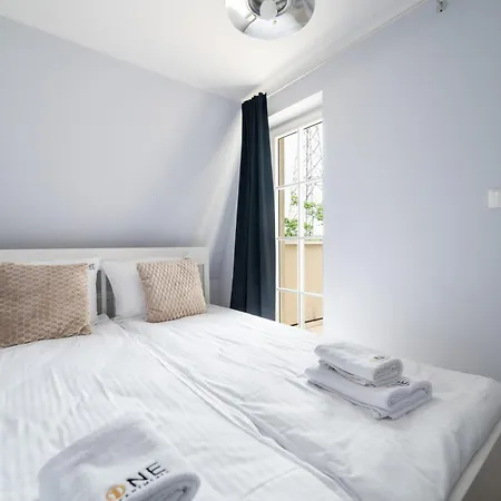 Old Town By Oneapartments Апартаменти