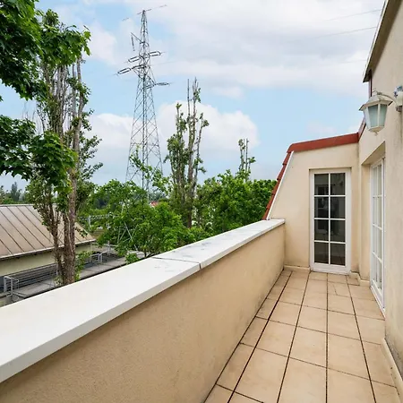 Old Town By Oneapartments *